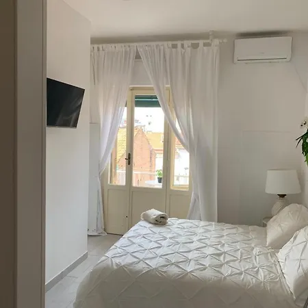 Maison Floria Locazione Turistica Guest house *